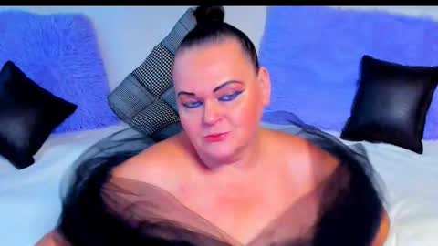 Lana online show from 10-14-25, 05:30