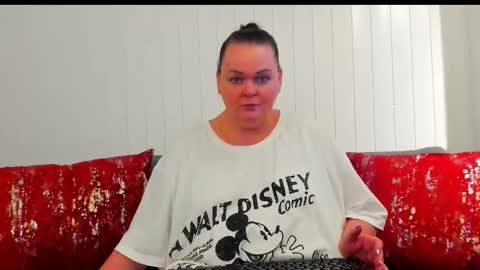 Lana online show from 01-18-26, 02:43