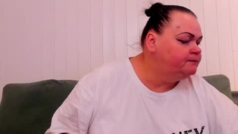 Lana online show from 02-11-26, 08:30