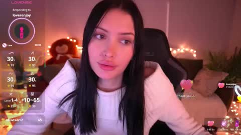 Snapshot of milanamusee chatting on 02-13-26, 02:57 Milana online show from 02-13-26, 02:57