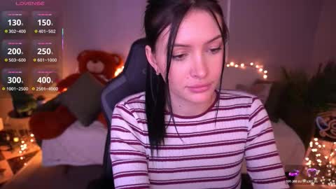 Snapshot of milanamusee chatting on 02-17-26, 01:51 Milana online show from 02-17-26, 01:51