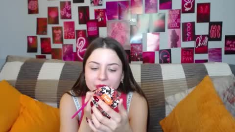 milanaroz online show from 02-07-25, 09:26