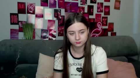 milanaroz online show from 09-14-25, 04:55