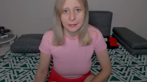 Milena online show from 12-03-25, 05:26