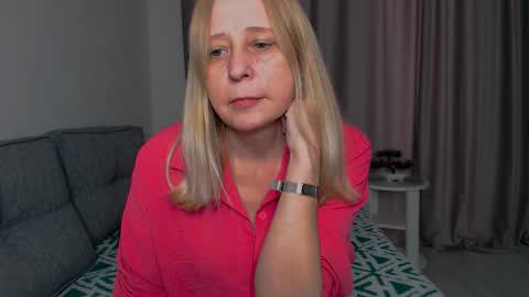 Milena online show from 01-16-26, 07:01