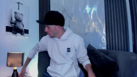 MILAN online show from 02-21-26, 11:33