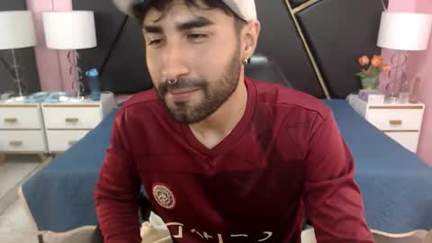 Snapshot of milanzaire chatting on 10-18-25, 09:59 milanzaire online show from 10-18-25, 09:59