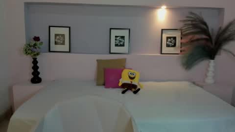 Mila Rose online show from 01-10-25, 11:43