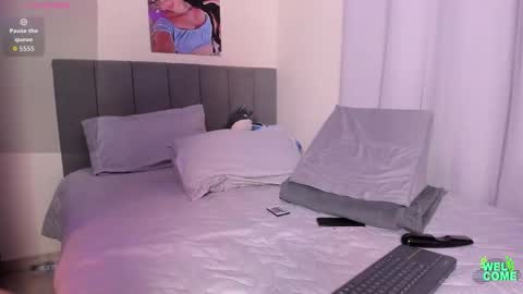 milas mith  online show from 02-12-26, 03:45