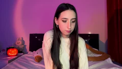 MIla and Viki online show from 10-30-25, 08:42