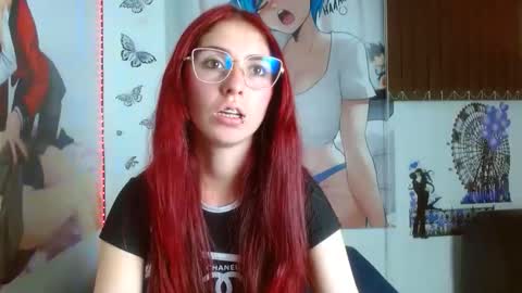 Snapshot of mildrecute chatting on 10-20-25, 08:31 Ana online show from 10-20-25, 08:31