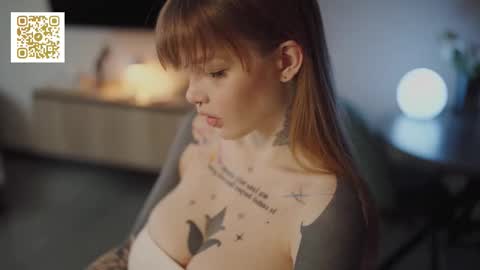 Snapshot of mileeena chatting on 10-21-25, 12:06 M Telegram mamagotachannel online show from 10-21-25, 12:06