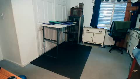 Milehi1958 online show from 09-10-25, 02:06