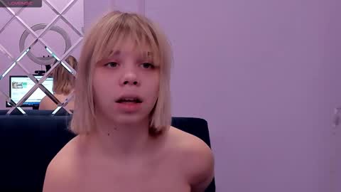 Milena online show from 09-28-25, 09:36