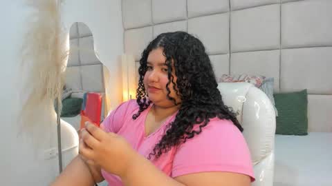 Snapshot of miley_colins0 chatting on 12-03-25, 08:07 Miley online show from 12-03-25, 08:07