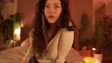 Miley online show from 10-20-25, 05:19