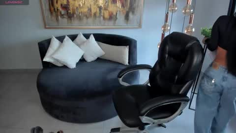 Miley Cruz  IG miley model23 online show from 10-29-25, 08:54