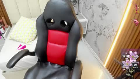 MILEY online show from 10-20-25, 07:25