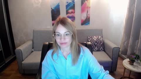 milf_for_u777 online show from 10-03-25, 08:33