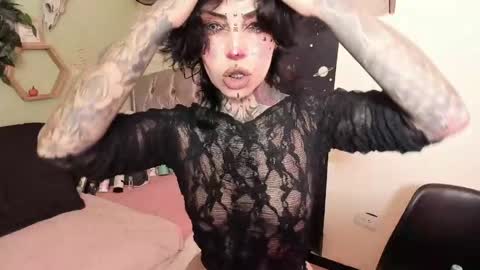 Snapshot of milf_onlyseduction chatting on 04-01-26, 01:34 Isabella online show from 04-01-26, 01:34