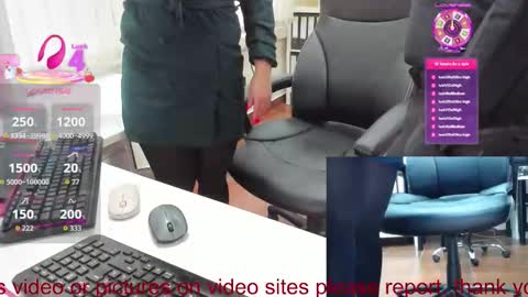 Viktoria online show from 11-19-25, 11:32