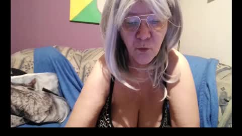 Milfchantal online show from 01-24-25, 07:51