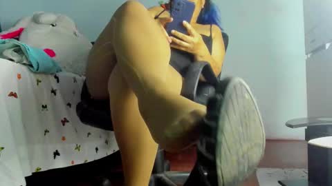 Daniela  online show from 11-14-25, 06:56