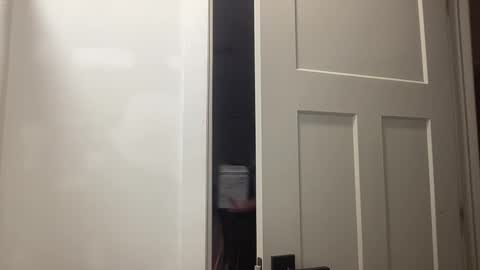 HungCollege online show from 11-30-25, 06:06