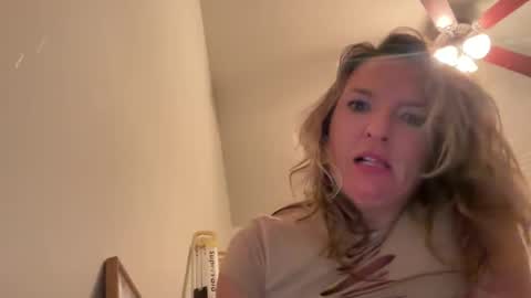 Snapshot of milfyplaywme chatting on 11-03-25, 05:20 milfyplaywme online show from 11-03-25, 05:20