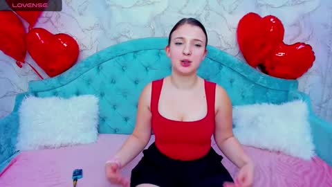 Snapshot of milinafox chatting on 02-12-25, 10:35 milinafox online show from 02-12-25, 10:35