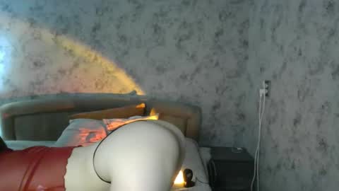 milissasii online show from 10-29-25, 01:57