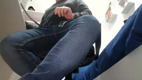 Snapshot of milito86 chatting on 03-15-26, 03:29 milito86 online show from 03-15-26, 03:29