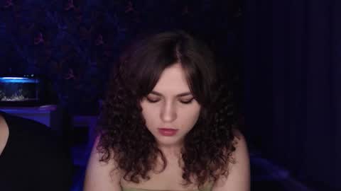 Stella and Neo online show from 11-21-25, 04:33