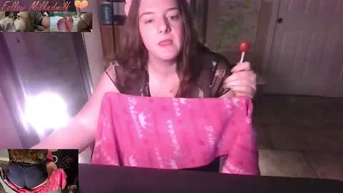 Snapshot of milkedmilf chatting on 11-05-25, 06:35 milkedmilf online show from 11-05-25, 06:35