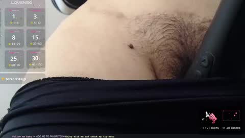 Snapshot of milker_amira chatting on 02-21-25, 06:59 Amira online show from 02-21-25, 06:59