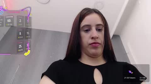 Snapshot of milker_amira chatting on 09-18-25, 01:46 Amira online show from 09-18-25, 01:46