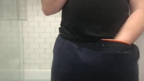 Snapshot of milkitdaddy chatting on 01-29-25, 10:53 milkitdaddy online show from 01-29-25, 10:53