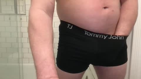 Snapshot of milkitdaddy chatting on 03-08-25, 06:10 milkitdaddy online show from 03-08-25, 06:10