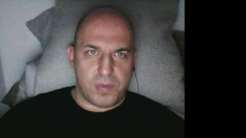 Snapshot of milkiwaay chatting on 12-17-25, 01:22 Milkiwaay online show from 12-17-25, 01:22