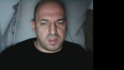 Snapshot of milkiwaay chatting on 12-19-25, 10:17 Milkiwaay online show from 12-19-25, 10:17