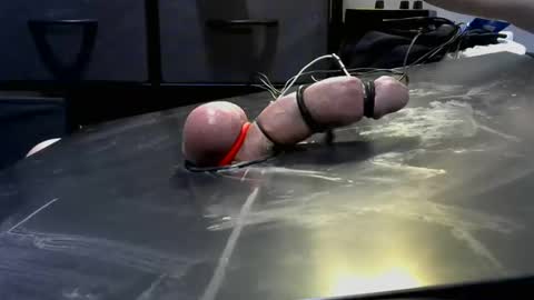 milk me dry online show from 11-02-25, 06:32