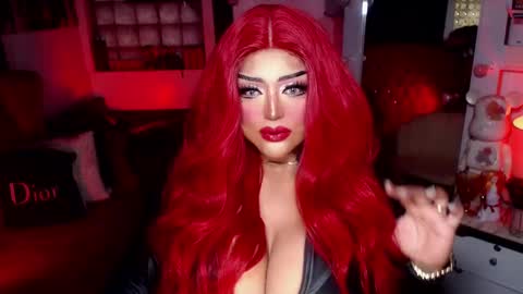 milkshakelavinia online show from 02-04-25, 01:23