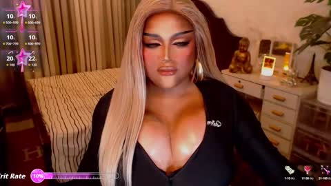 milkshakelavinia online show from 10-08-25, 01:03