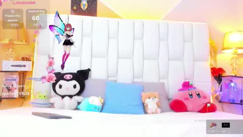 Snapshot of milkwhore1 chatting on 10-09-25, 08:07 Michelle online show from 10-09-25, 08:07