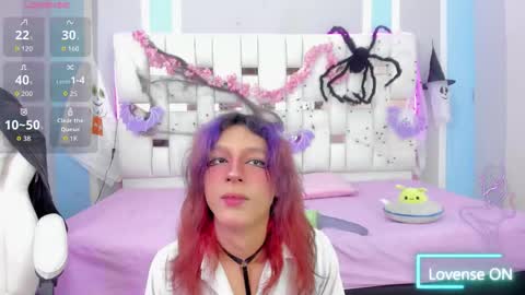 Snapshot of milkwhore1 chatting on 10-25-25, 08:58 Michelle online show from 10-25-25, 08:58