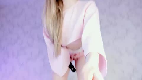 Vivian online show from 02-21-25, 11:22