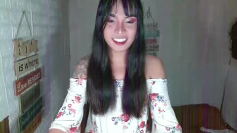 Snapshot of milkycumnel23 chatting on 10-22-25, 05:41 NEL 23 online show from 10-22-25, 05:41