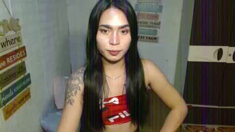 Snapshot of milkycumnel23 chatting on 11-12-25, 02:28 NEL 23 online show from 11-12-25, 02:28