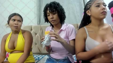 milkylove_19_ online show from 10-17-25, 01:03