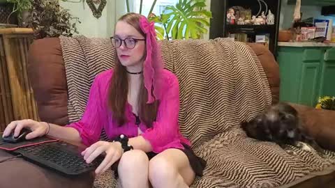 Peach Doll online show from 12-16-24, 08:16